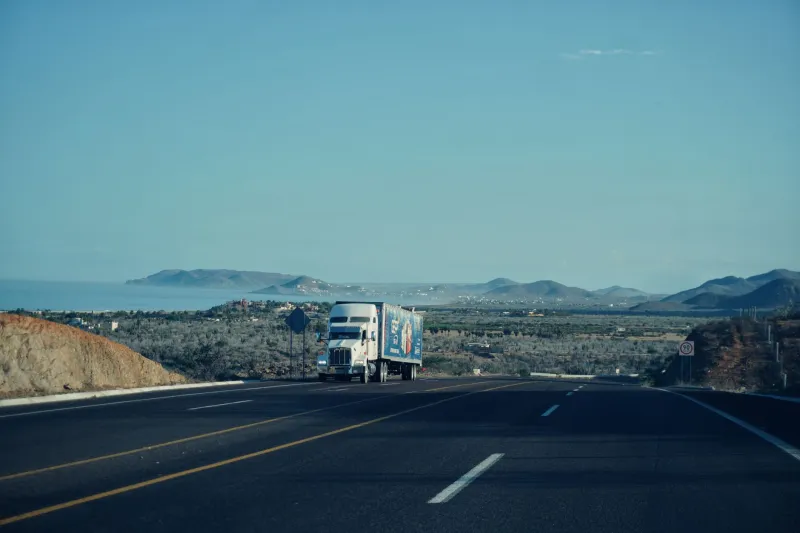 Crossing the Line: What US Businesses Get Wrong About Canada and Mexico Shipping